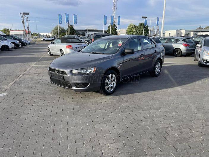 MITSUBISHI LANCER 1.5 Inform
