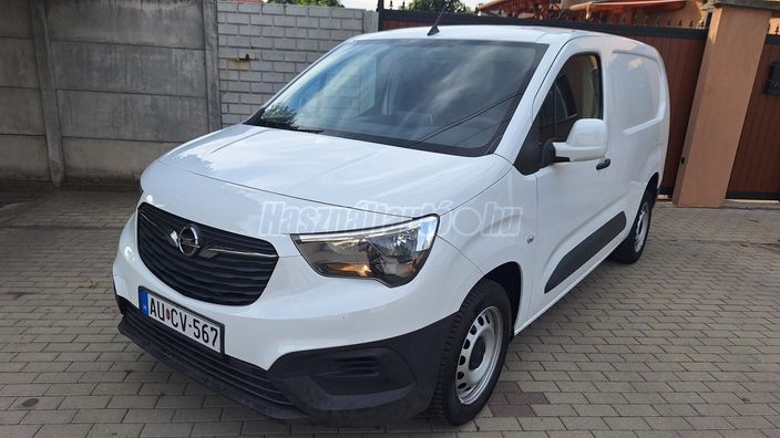 OPEL COMBO Cargo 1.5 DT L2H1 2.4t Cargo Edition