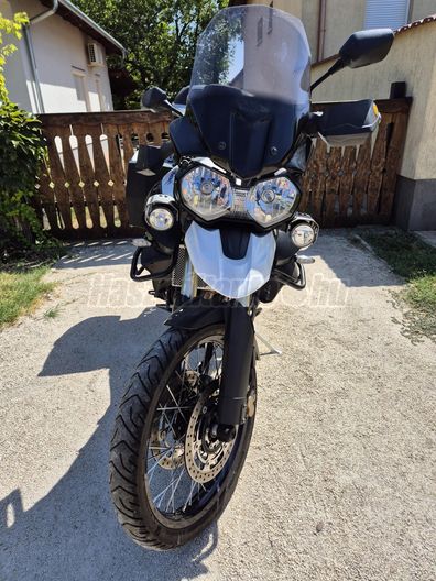 TRIUMPH TIGER 800 XC