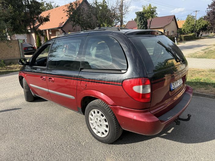 CHRYSLER VOYAGER Grand 2.5 CRD Limited (7 személyes )