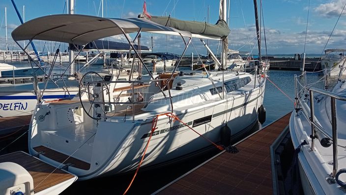 BAVARIA 33 CRUISER - ÁRESÉS - 1.50m MERÜLÉS