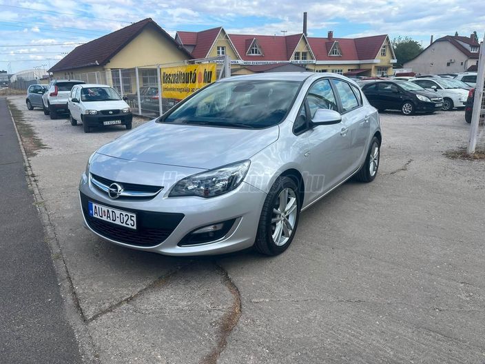 OPEL ASTRA J 1.4 T Enjoy