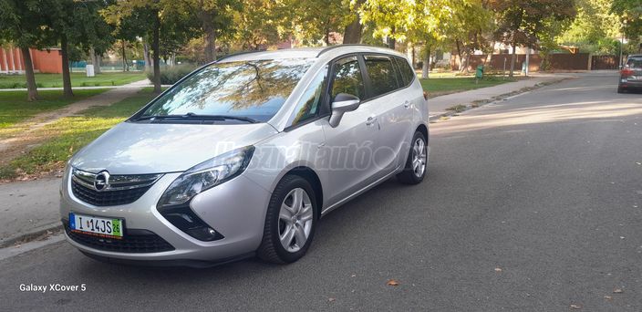 OPEL ZAFIRA 1.4 T Excite (7 személyes )