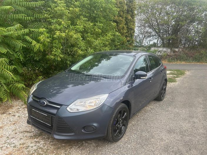 FORD FOCUS 1.6 Ti-VCT Ambiente
