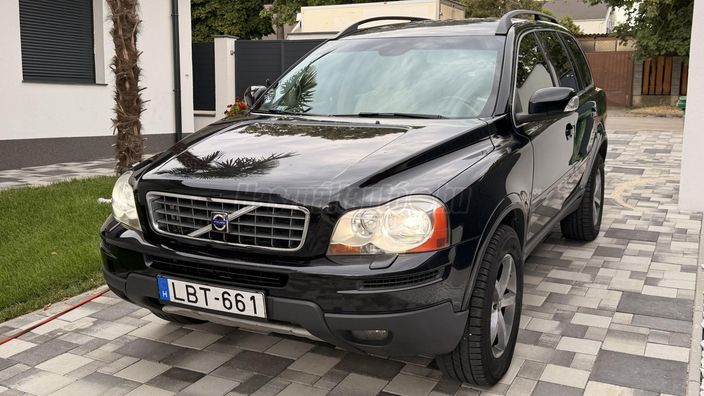 VOLVO XC90 2.4 D [D5] Executive Geartronic (7 személyes )
