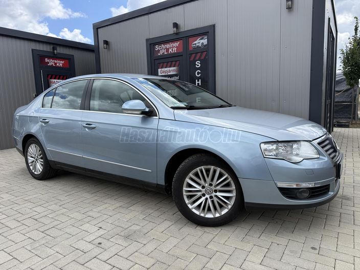 VOLKSWAGEN PASSAT 2.0 FSI Highline