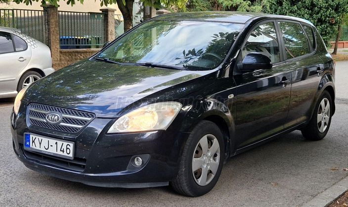 KIA CEE'D 1.4 LX