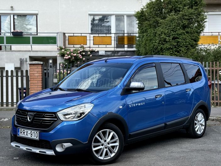 DACIA LODGY 1.3 TCe Stepway (7 személyes )
