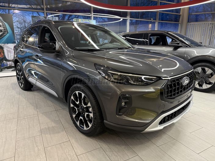 FORD KUGA 2.5 FHEV Titanium CVT