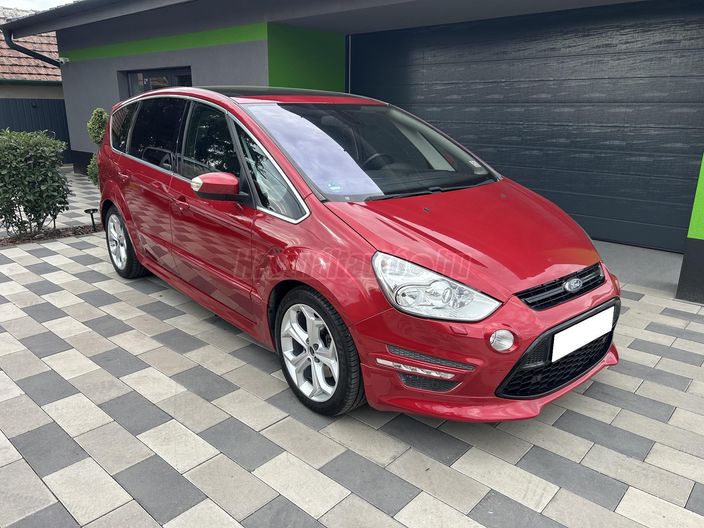 FORD S-MAX 2.2 TDCi Titanium-S