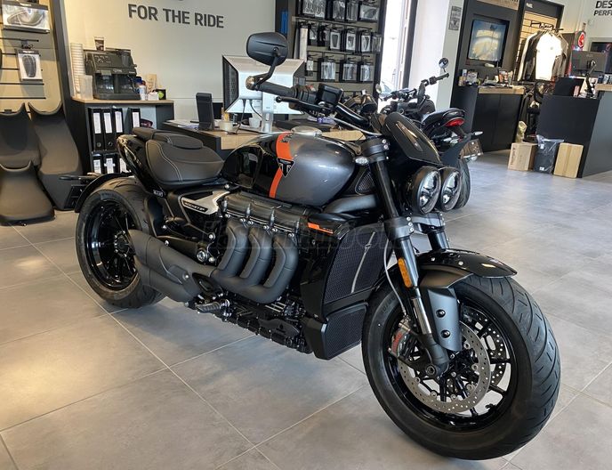 TRIUMPH ROCKET