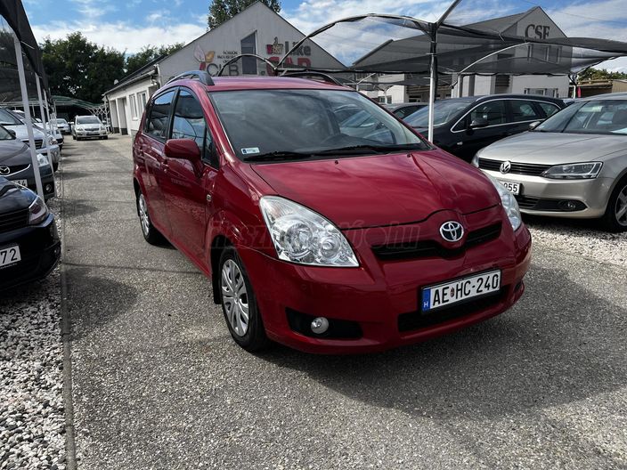 TOYOTA COROLLA VERSO 2.2 D-4D Linea Sol