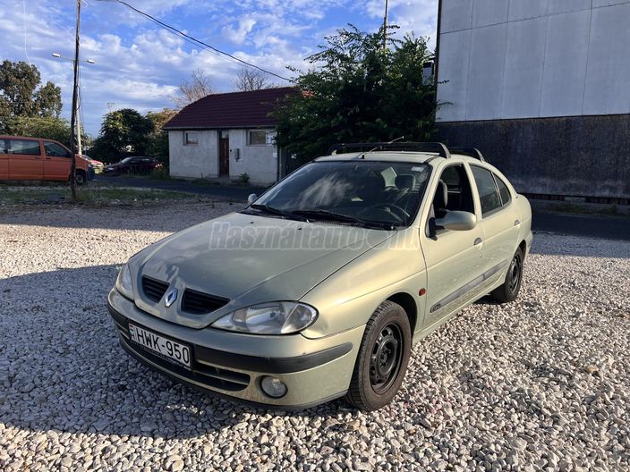 RENAULT MEGANE 1.4 16V Alize