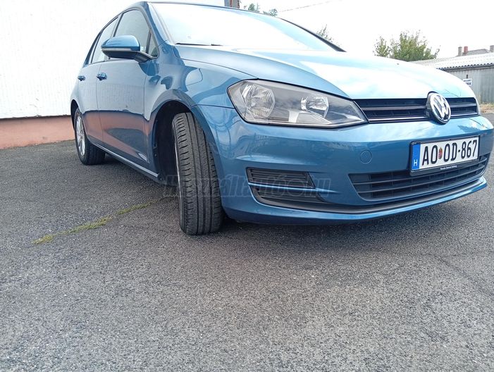 VOLKSWAGEN GOLF VII 1.2 TSI BMT Trendline