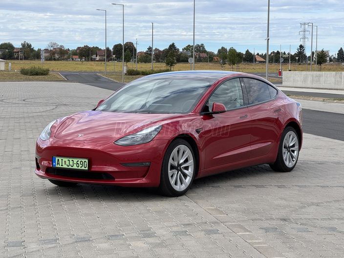 TESLA MODEL 3 Long Range AWD (Automata)