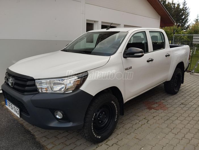 TOYOTA HILUX 2.4 D-4D 4x4 Double Active