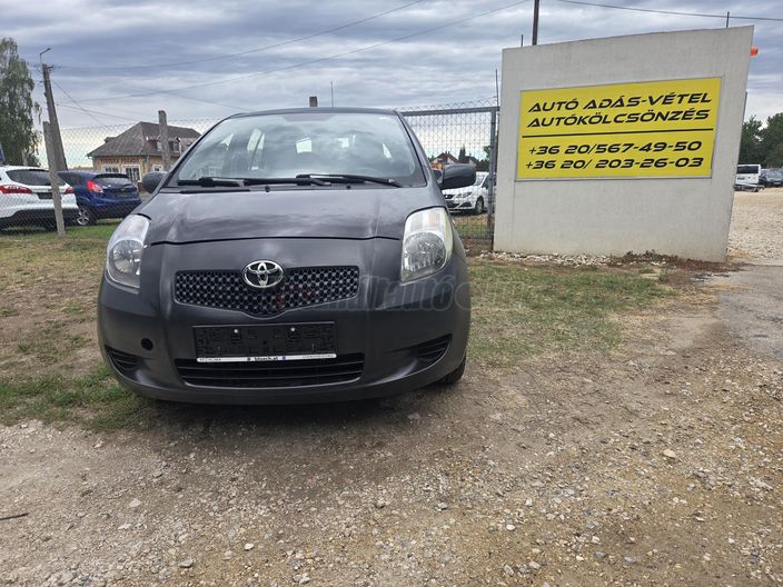 TOYOTA YARIS 1.0 998 Ice