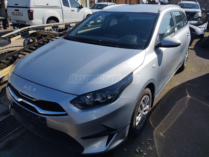 KIA CEE'D Ceed SW 1.5 T-GDI Gold DCT