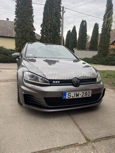 VOLKSWAGEN GOLF VII 2.0 TDI BMT Highline Euro 6