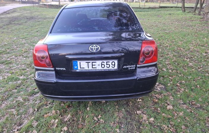 TOYOTA AVENSIS 2.2 D-CAT Sol Elegant