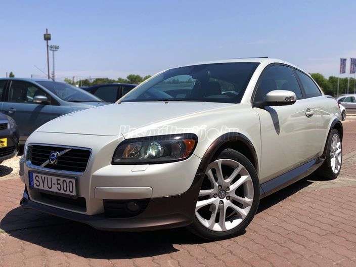 VOLVO C30 2.0 D Summum