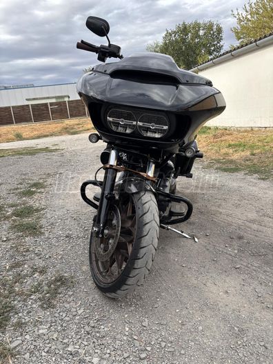 HARLEY-DAVIDSON ROAD GLIDE LIMITED
