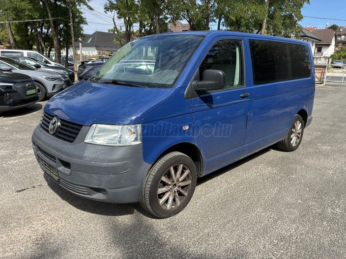 VOLKSWAGEN TRANSPORTER T5 2.5 TDI Caravelle Comfortline