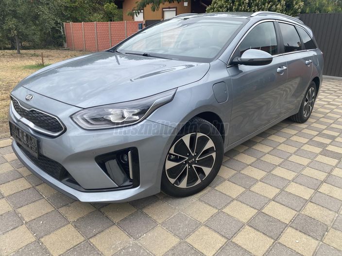 KIA CEE'D Ceed SW 1.6 GDI PHEV Platinum DCT