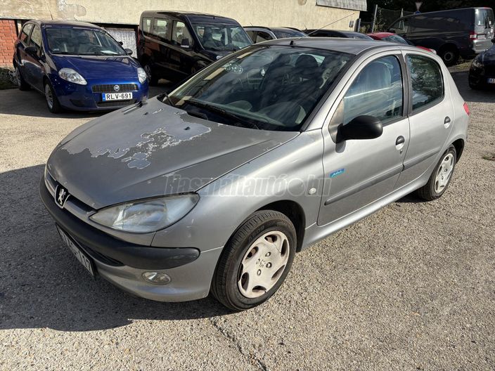 PEUGEOT 206 1.4 Color Line