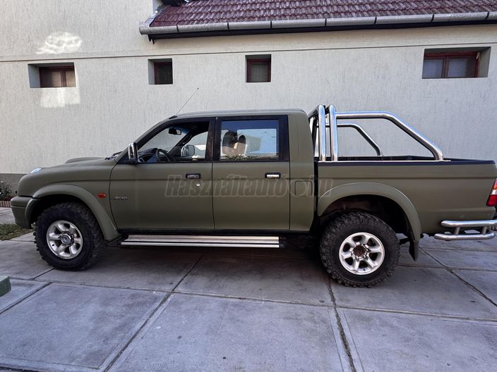 MITSUBISHI L 200 Pick Up 2.5 TD KK GL ABS AC 4WD
