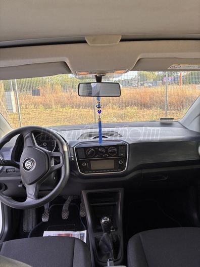 VOLKSWAGEN UP Up! 1.0 BMT Beats