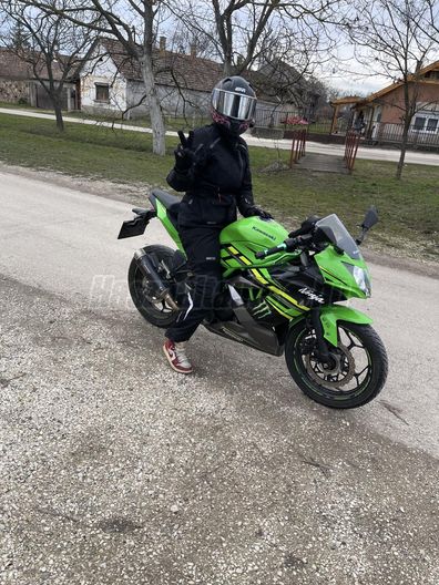 KAWASAKI NINJA