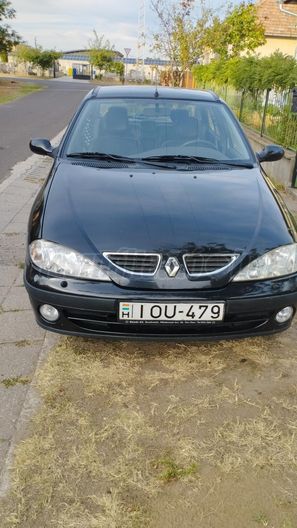 RENAULT MEGANE