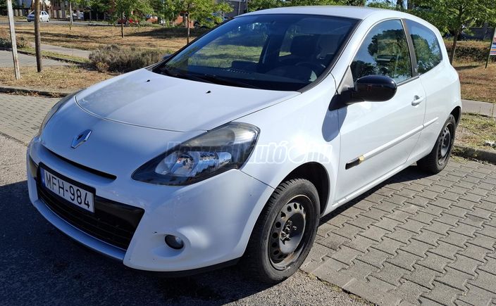 RENAULT CLIO 1.2 16V 20th Anniversary