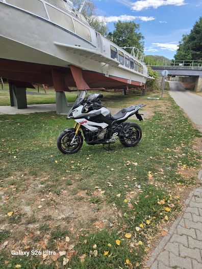 BMW S 1000 XR