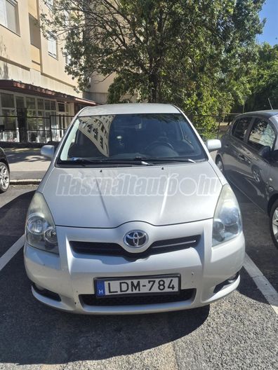 TOYOTA COROLLA VERSO 2.2 D-CAT Linea Sol