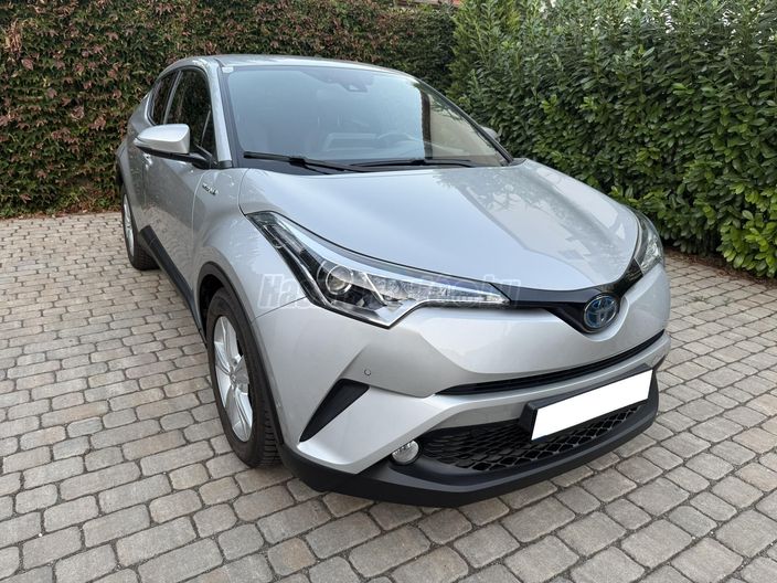 TOYOTA C-HR 1.8 Hybrid Style e-CVT