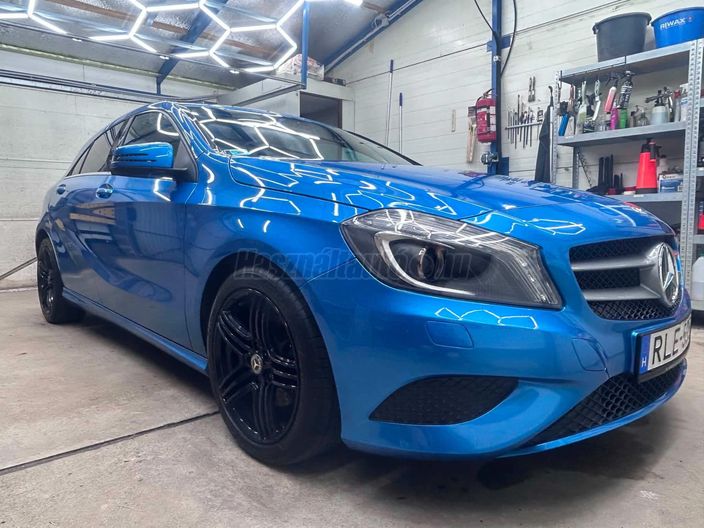 MERCEDES-BENZ A 180 (BlueEFFICIENCY)