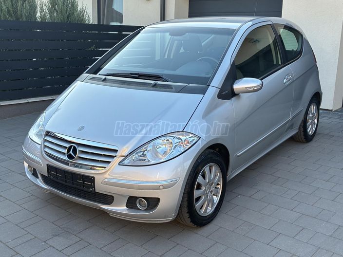 MERCEDES-BENZ A 160 CDI Elegance