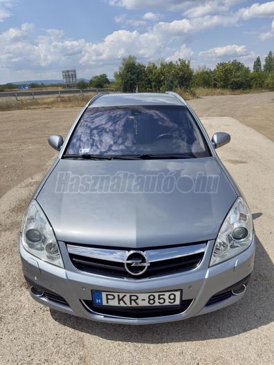 OPEL SIGNUM 3.0 V6 CDTI Cosmo (Automata)