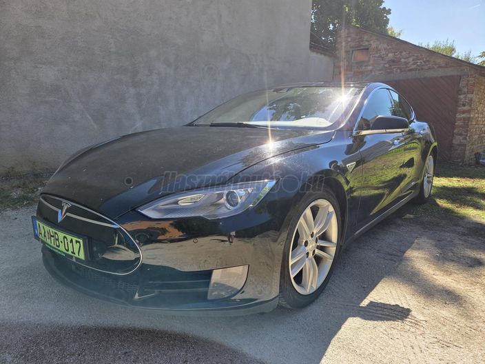 TESLA MODEL S 70D AWD (Automata)