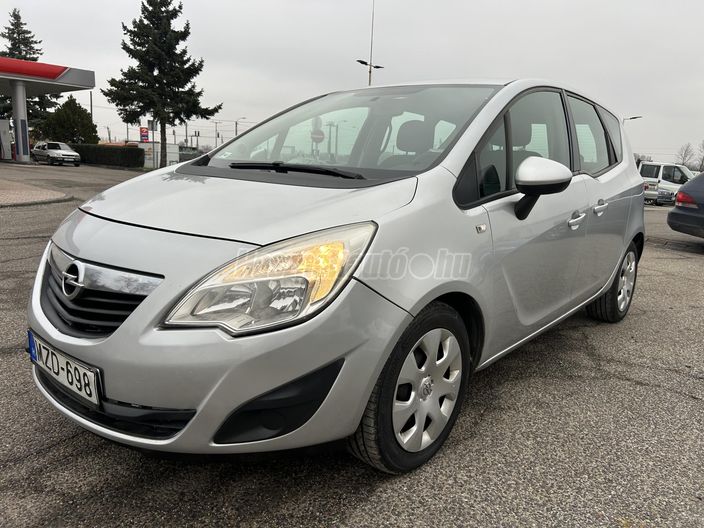 OPEL MERIVA 1.3 CDTI EcoFlex Cosmo