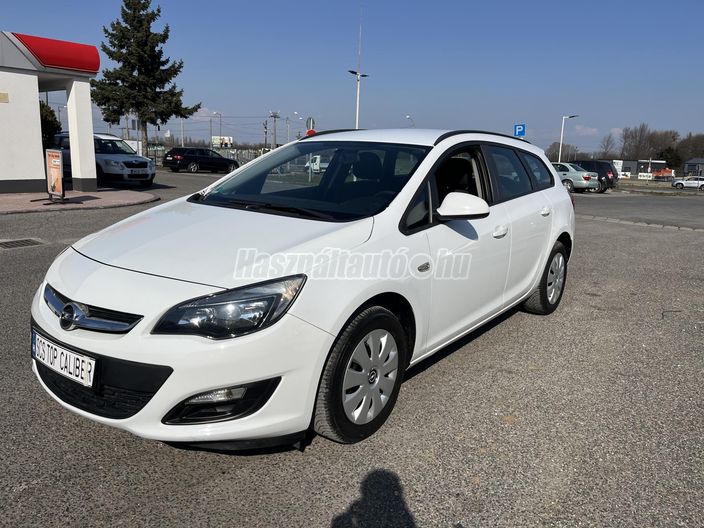 OPEL ASTRA Sports Tourer 1.4 Selection