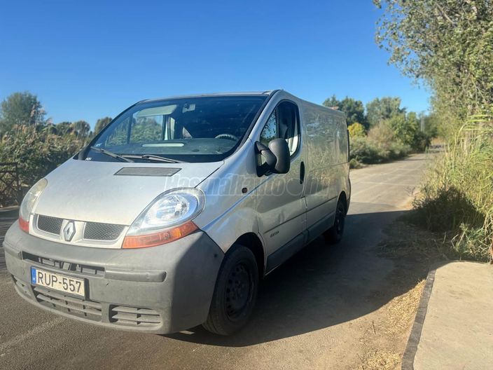RENAULT TRAFIC 1.9 dCi L2H1 Komfort