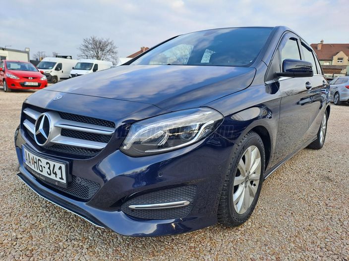 MERCEDES-BENZ B 180 d Urban