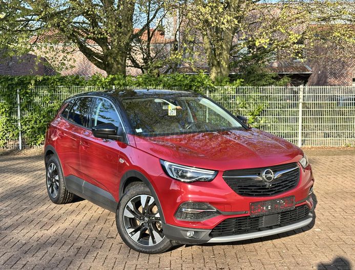 OPEL GRANDLAND X 1.2 T Design Line