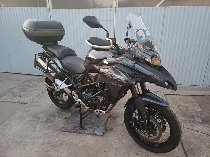 BENELLI TRK 502 X