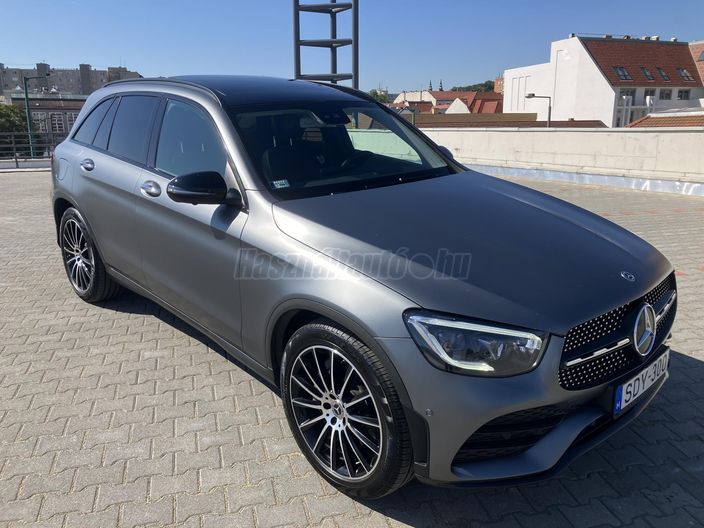 MERCEDES-BENZ GLC 300 d 4Matic 9G-TRONIC