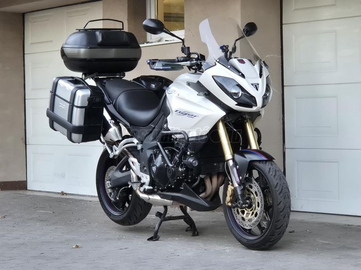 TRIUMPH TIGER 1050 ABS