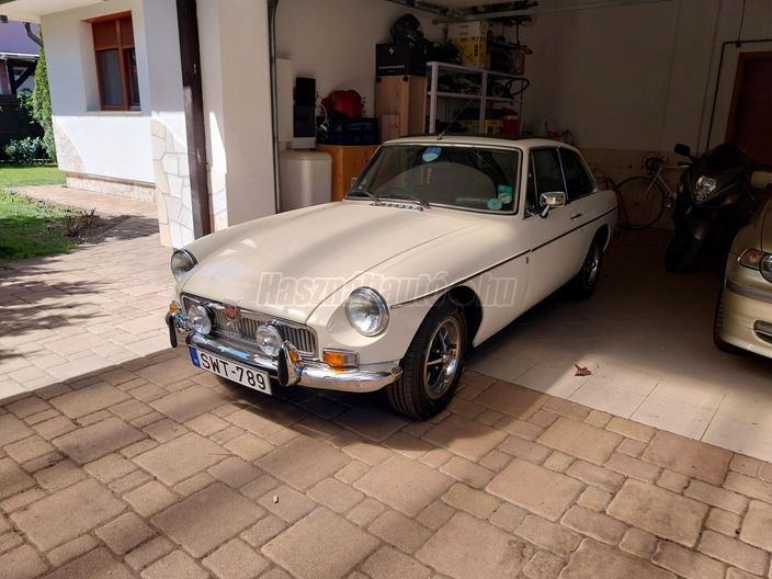 MG B